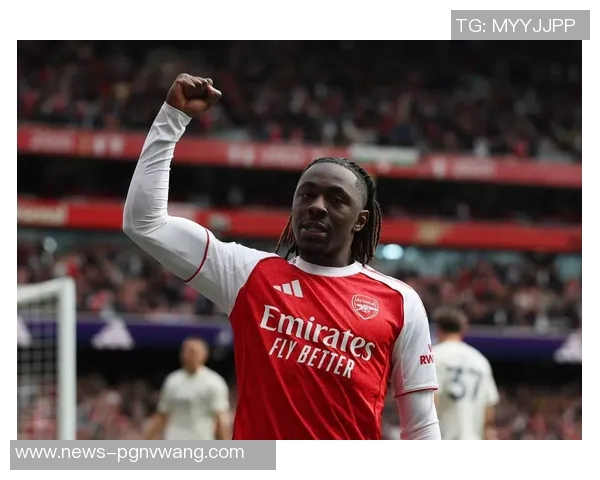 利物浦足球俱乐部在深圳开设新店名宿麦克马纳曼亲临助阵庆祝活动 利物浦足球俱乐部在深圳开设新店名宿麦克马纳曼亲临助阵庆祝活动