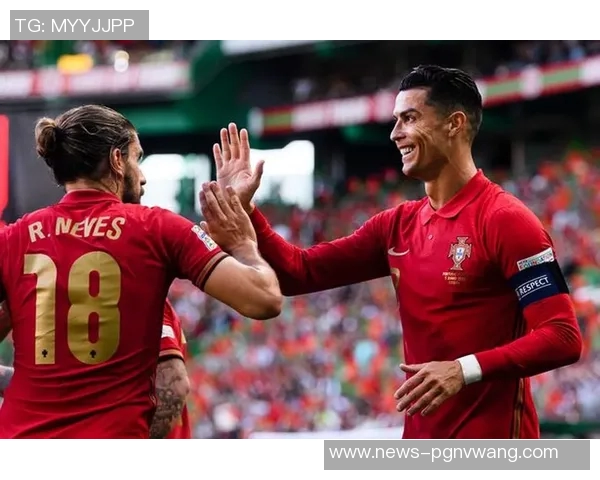 葡萄牙国家队宣布若昂内维斯受伤塔瓦雷斯紧急入选替补阵容 葡萄牙国家队宣布若昂内维斯受伤塔瓦雷斯紧急入选替补阵容