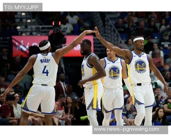 勇士半场领先鹈鹕穆迪三分雨巴特勒表现出色墨菲贡献全面 勇士半场领先鹈鹕穆迪三分雨巴特勒表现出色墨菲贡献全面